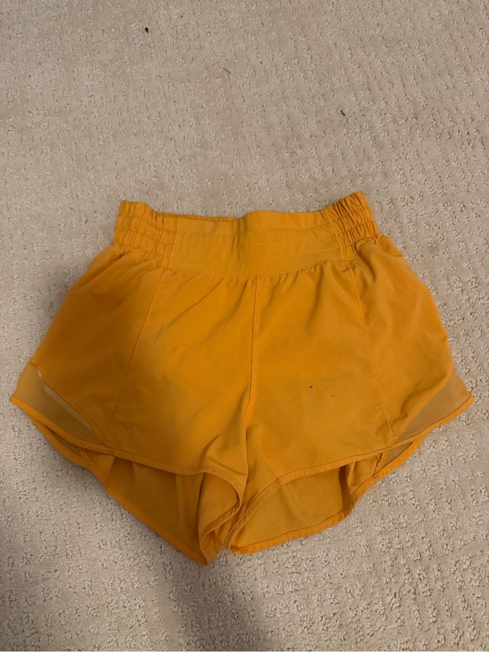 Lululemon Women’s High-Rise Orange Active Shorts Size 2